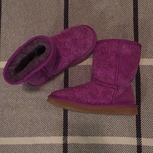 Girls Fuzzy Ugg-like Boots, size 2